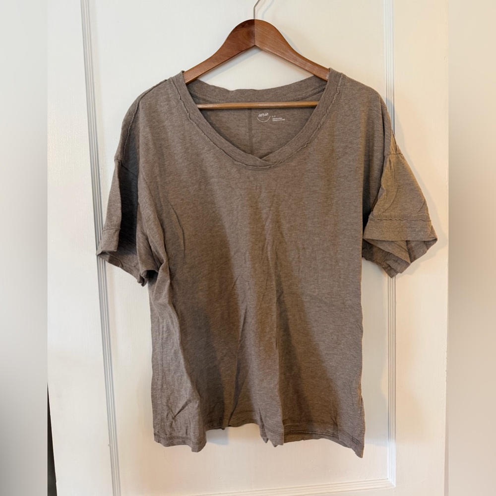aerie Short Sleeve V-Neck Tee in Taupe